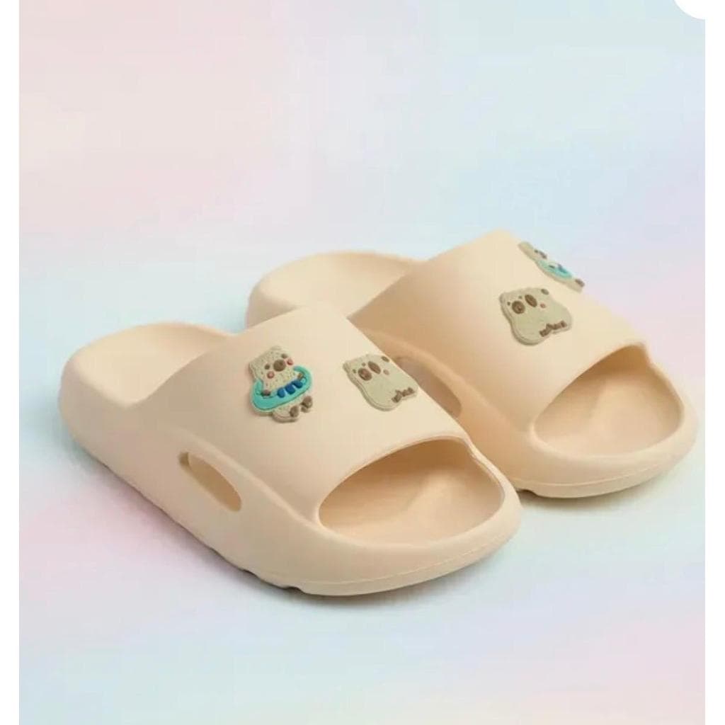 Chinelo Infantil Injetado  Capivara Bege Branco Lançamento Confortável