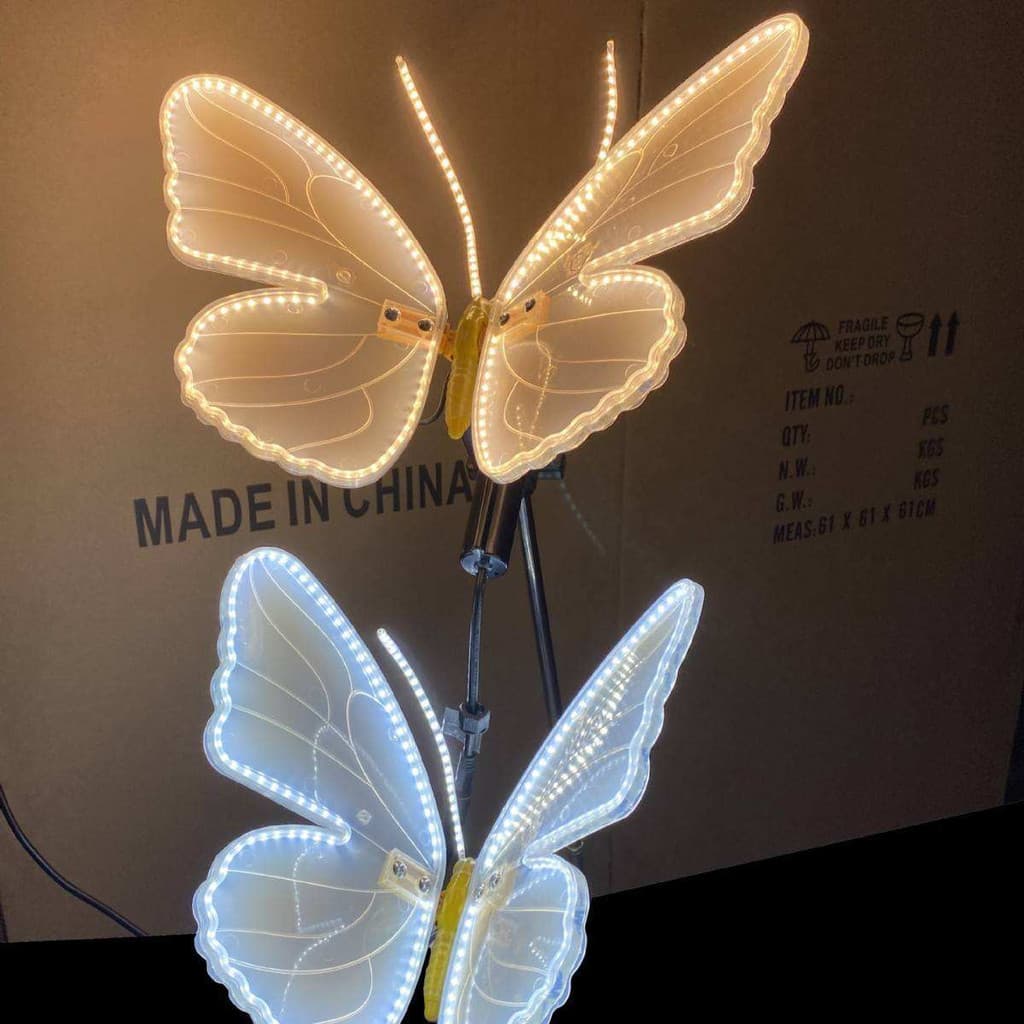 Borboleta Led 40cm Com Movimento Festas Decoração Natal Prova
