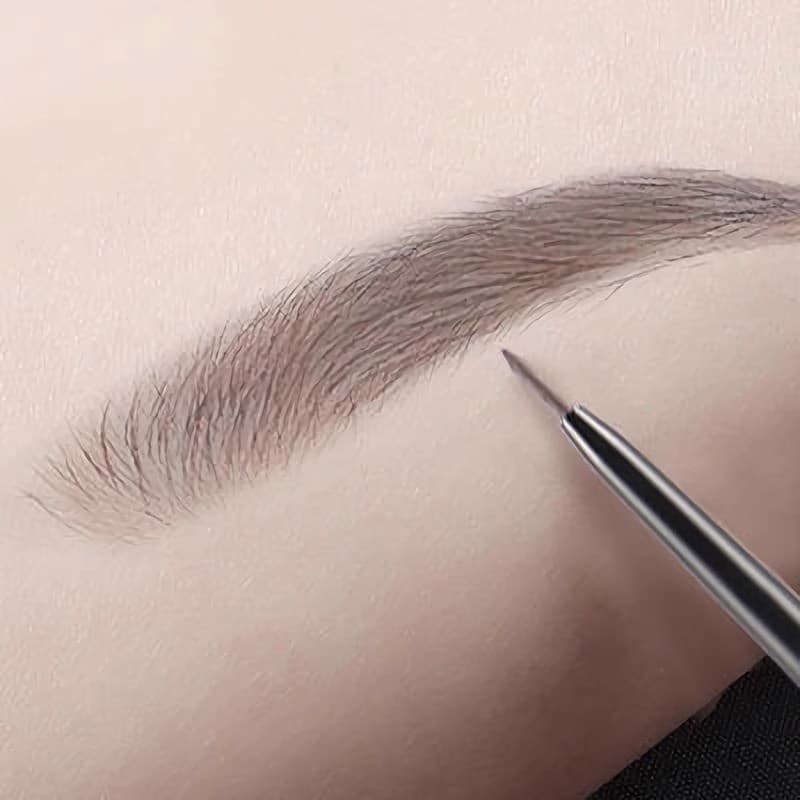 Cheng Shi'an recomenda lápis de sobrancelha ultrafino de duas cabeças à prova d'água à prova de suor Natural de longa du