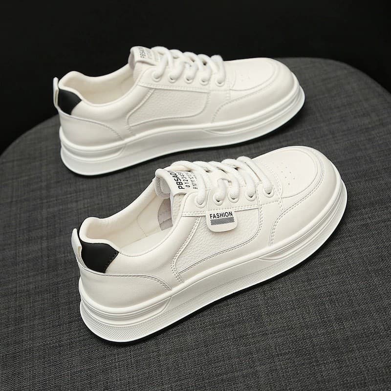 High-End sapatos brancos de sola grossa feminino 2026 primavera novo estilo All-Match tênis de aumento de altura antider