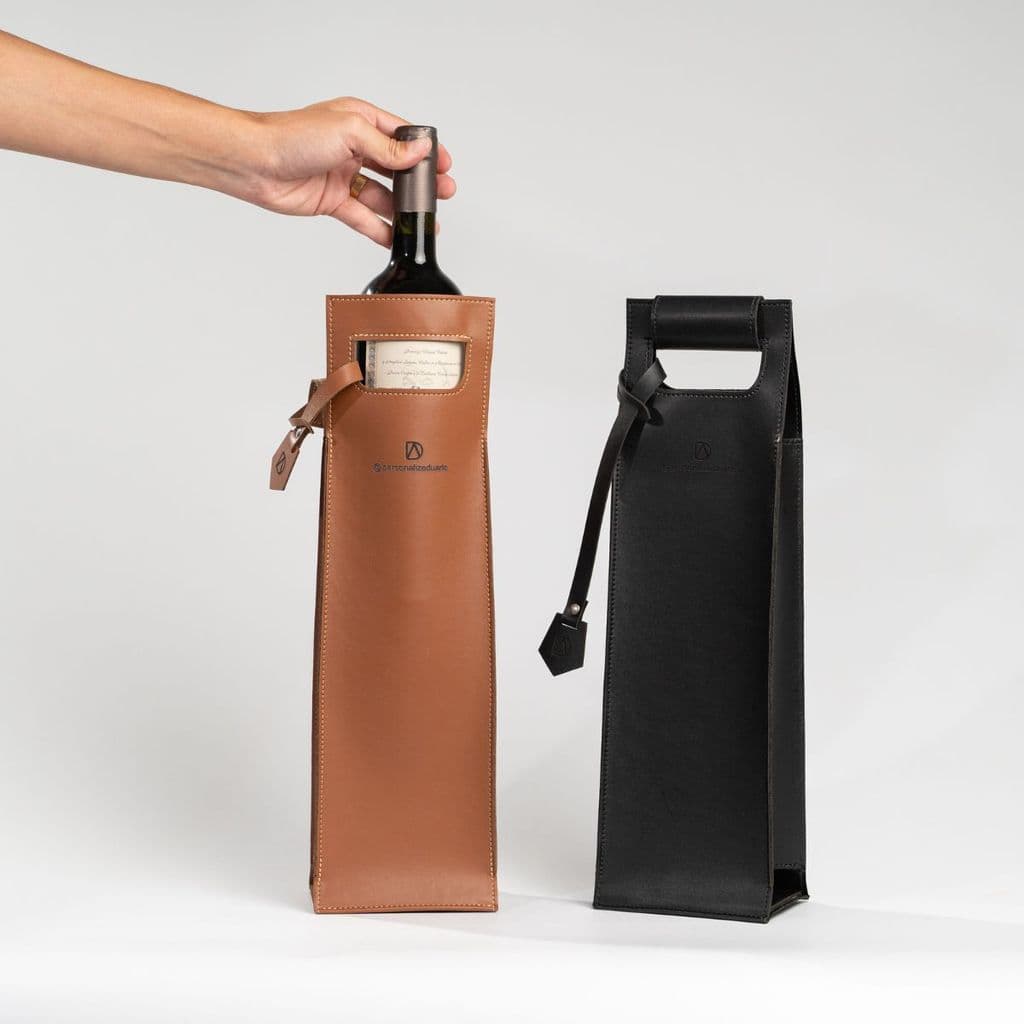 Kit Bolsa De Vinho 1 garrafa Couro Sintético 30un