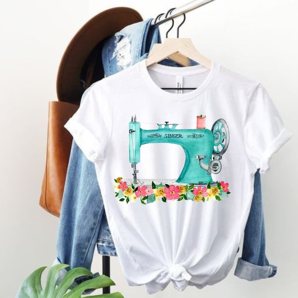 Camiseta Blusa PROFISSÃO MAQUINA DE COSTURA PROFISSÃO R Distribuidora