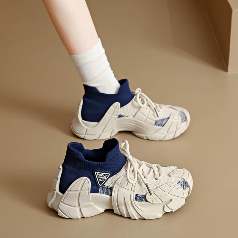 Sapatos femininos sapatos esportivos casuais 2025 novo estilo inverno venda quente voando malha de sola grossa papai sap