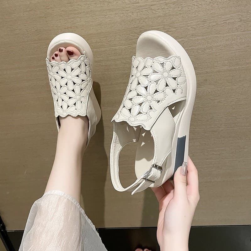 Verão Usar Sandálias De Cunha Dedo Do Pé Redondo Oco Fundo Design Retalhos Senso De Cor Nicho Aumenta Sapatos Femininos