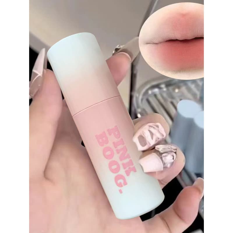 Pó de fuligem de cor Nude!Estudante de lama labial branca feminina diariamente