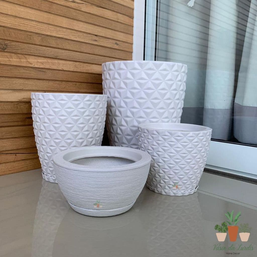 Kit 4 Vasos Diamante Para Planta ou Flor Casa Jardim Em Polietileno 3D com Bacia Grande Grafiato PP Decoração