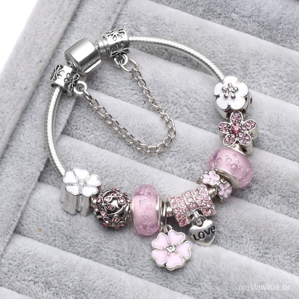 Novo Criativo Trevo Pingente Pulseiras Para Mulheres Meninas Na Moda Strass Flor DIY Frisado Pulseira Jóias