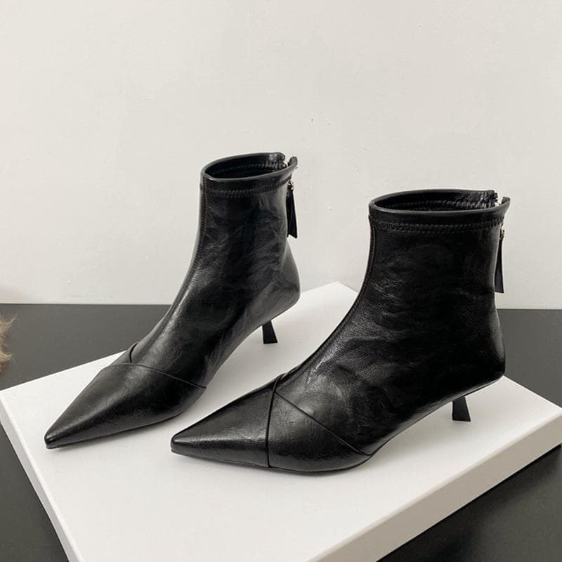 Botas Femininas Bico Fino Stiletto Botas de Moda 2025 Inverno Estilo Europeu e Americano Novas Botas Curtas de Salto