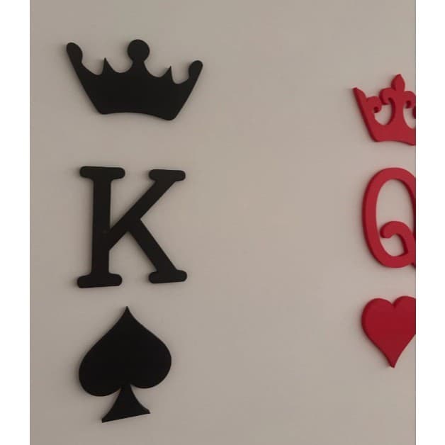 Decoração de Parede Rei e Dama – Estilo Cartas de Baralho | Acompanha Fita Dupla Face