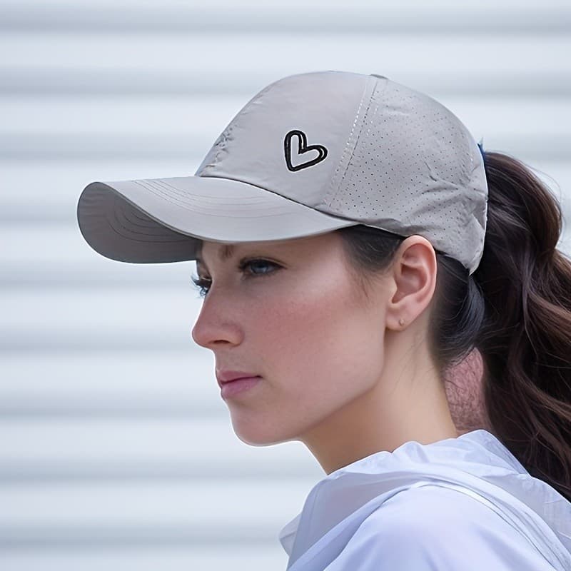 Boné De Beisebol Preto Feminino Com Design De Coração Branco , Leve , Respirável , Ajuste Elástico Para Esportes Ao Ar L