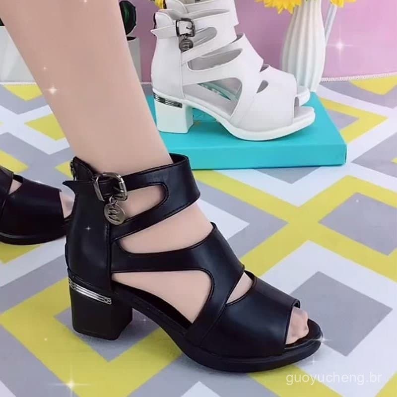 Sandálias Romanas De Couro Macio Para Mulheres Oco Boca De Peixe Salto Alto Grosso 2023 Novo Estilo Botas De Moda Verão