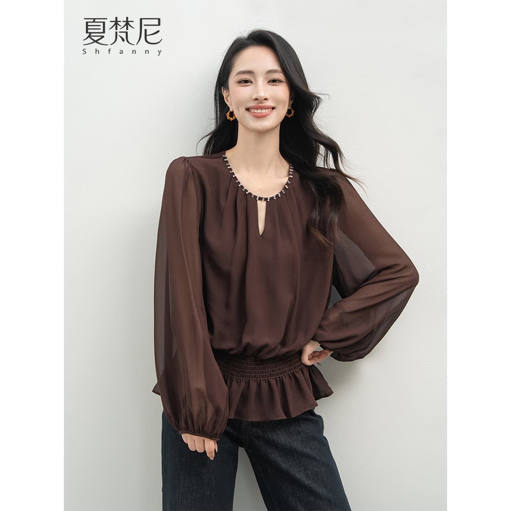 Chavanny primavera fria chá branco camisa francesa feminina 2026 novo estilo cintura estreita High-End Super bonito prim