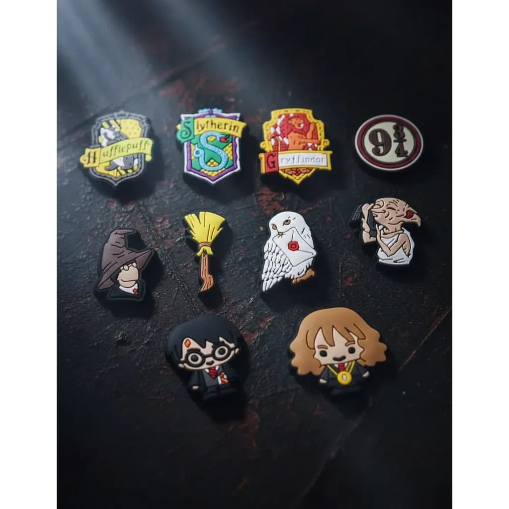 Kit Bottons Pins Pingentes Clog Personagens