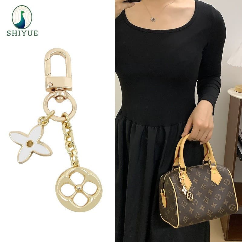 Chaveiro De Metal Com Design De Moda Feminina , Pingente Exclusivo Para Presentes De Casal , Bolsa Decorativa Artesanal