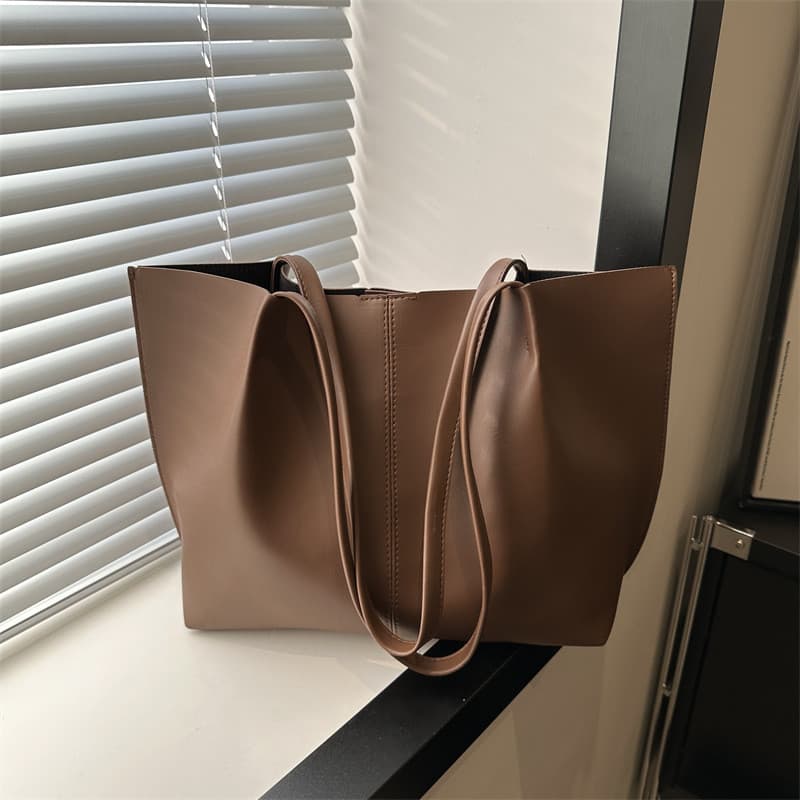 Moda High-End nicho Commuter saco Multi-compartimento textura grande capacidade sacola em camadas feminino 2025