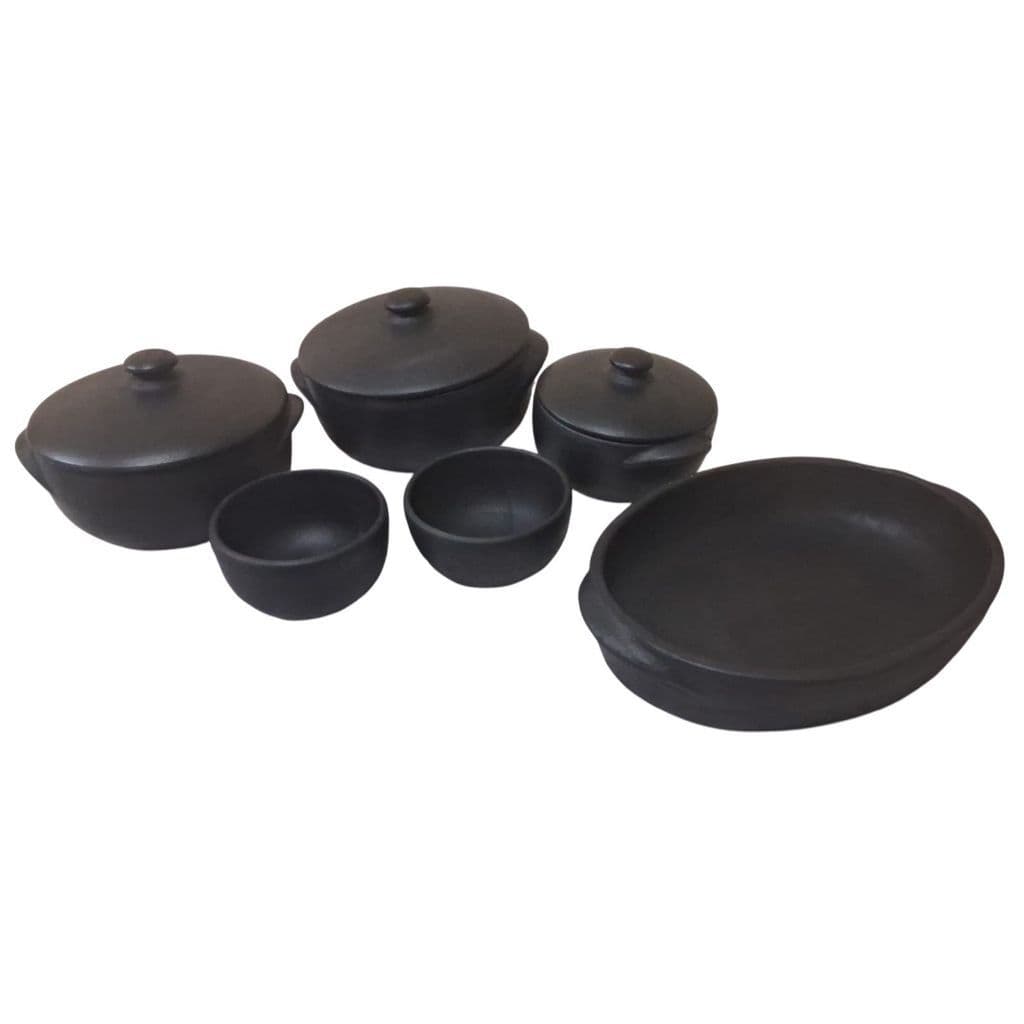 Trio de panelas 1L+1,5L+2,5L +Travessa oval P + 2 cambucas