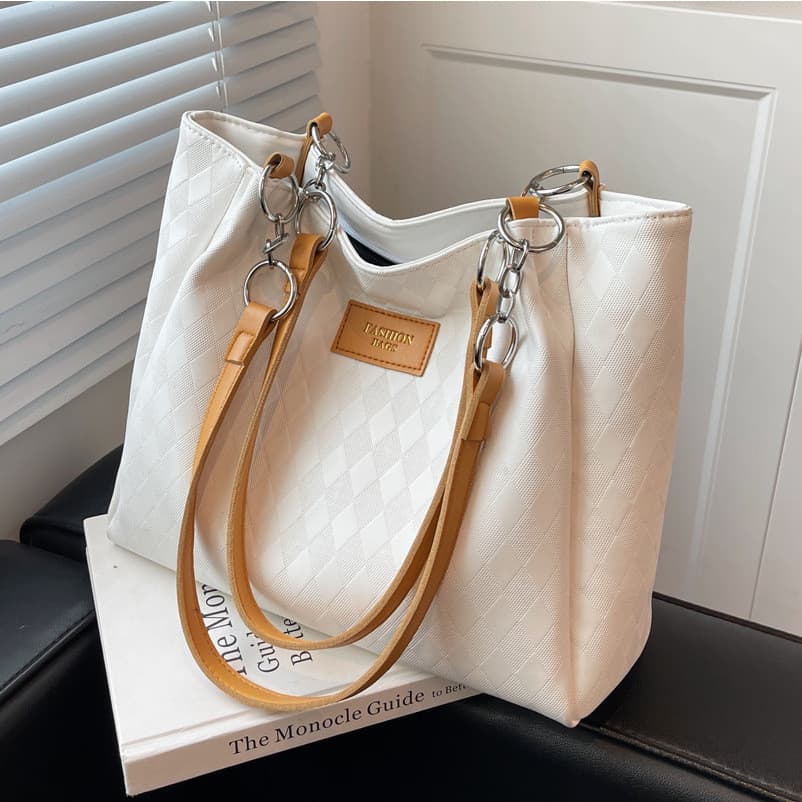Bolsa de grande capacidade feminina 2024 novo estilo nicho Retro simples bolsa mensageiro de ombro High-End Commuter sac