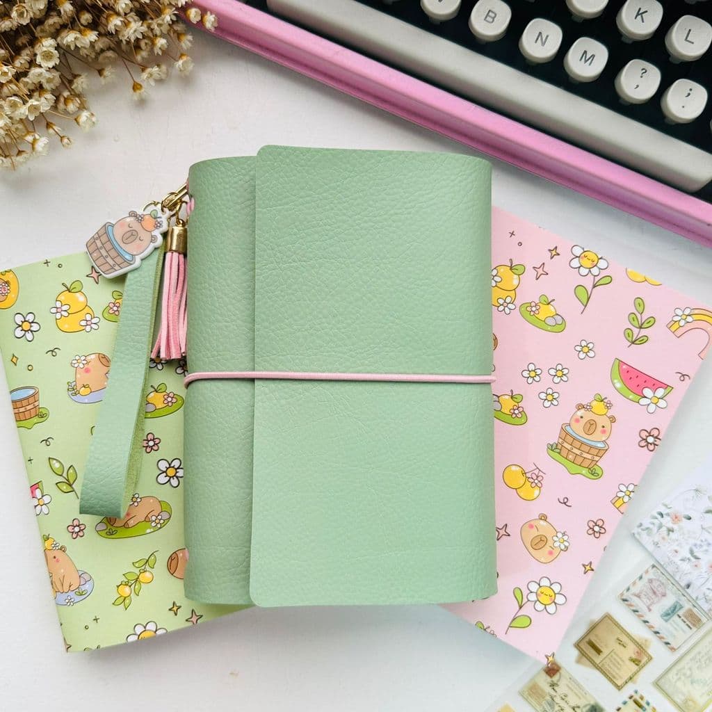Caderno com Capa em Tecido com 2 Cadernetas Pontilhadas - Bullet Journal - Capivaras