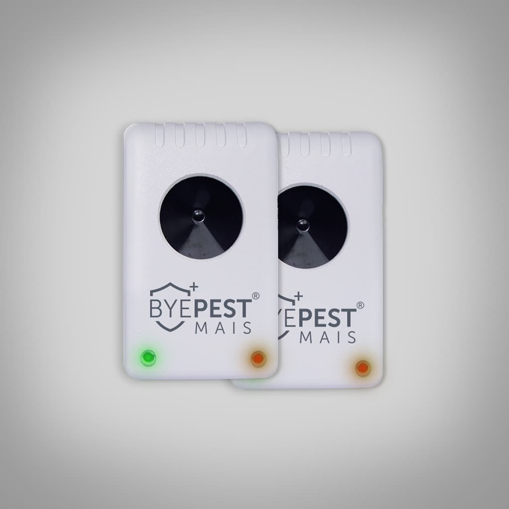 Kit 02 und Repelente Eletrônico Ultrassônico para espantar pragas como Morcegos Ratos e pombos bypest mais 200m° bivolt
