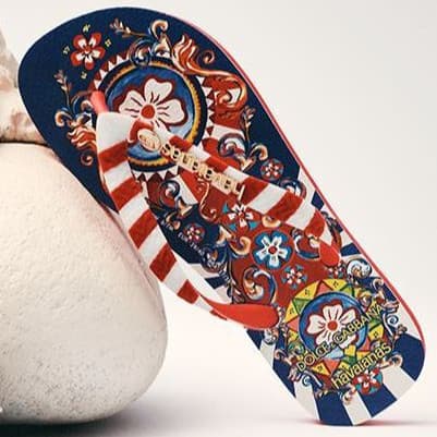 Havaianas e Dolce&Gabbana lançam edição limitada de chinelos em collab