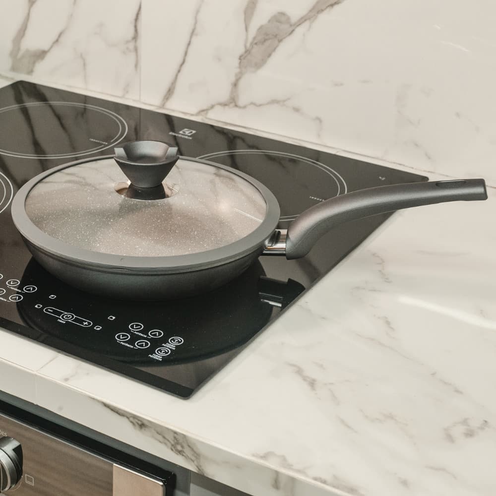 Frigideira a Indução Com Tampa Antiaderente Granito Cinza Ø28cm
