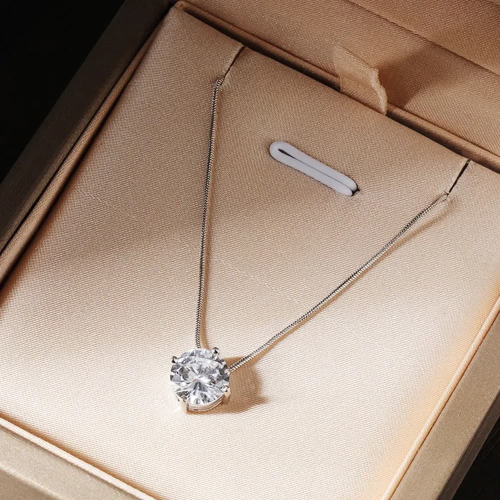 Colar Ponto de Luz Solitário Pedra Moissanite 6,5m Prata 925