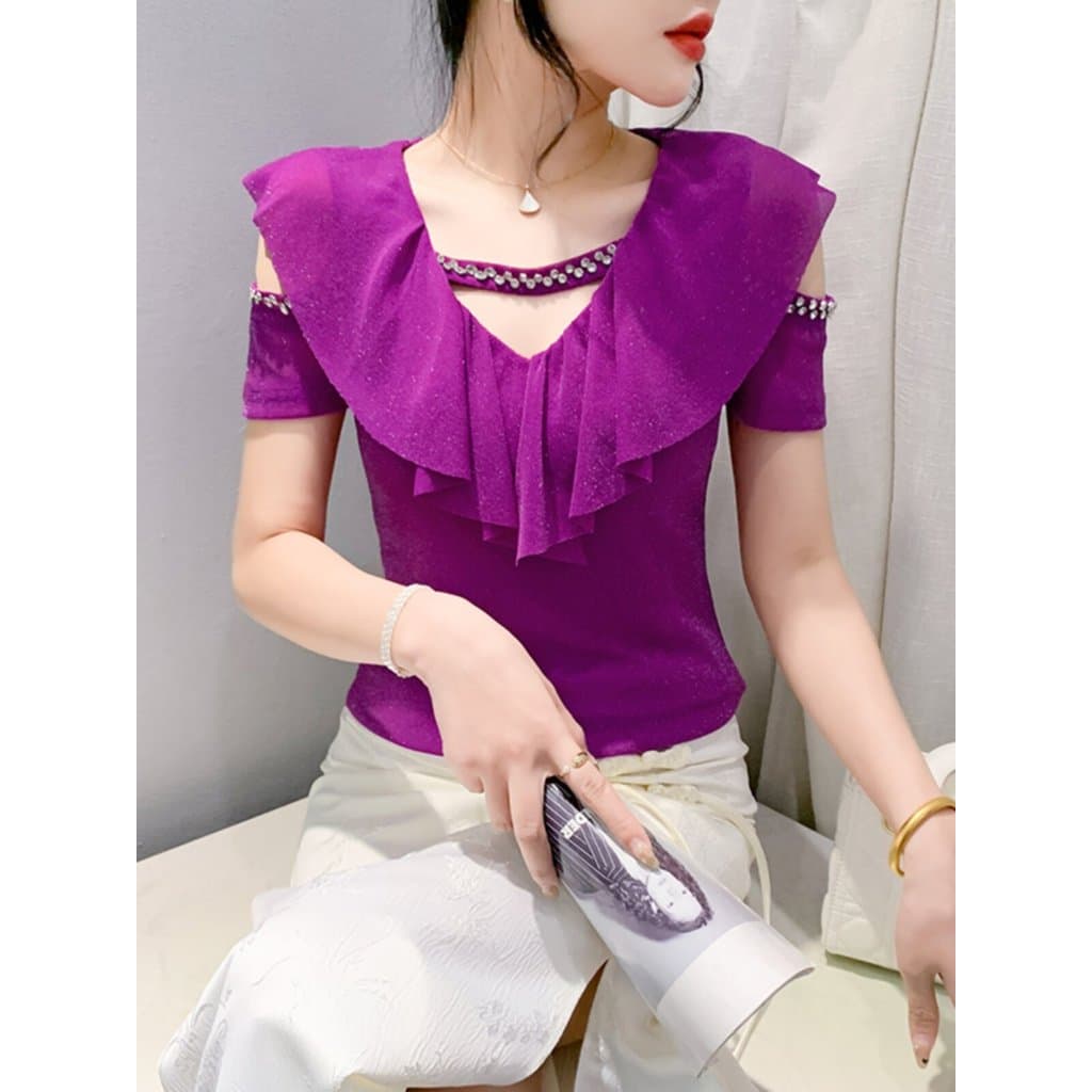 Verão novo estilo babados Design sentido com decote em V fora do ombro quente diamante de manga curta camiseta feminina