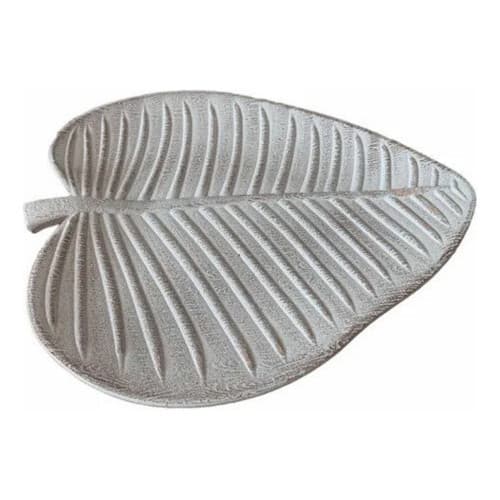CENTRO DE MESA FOLHA BRANCO ENVELHECIDO EM MDF 30X27CM