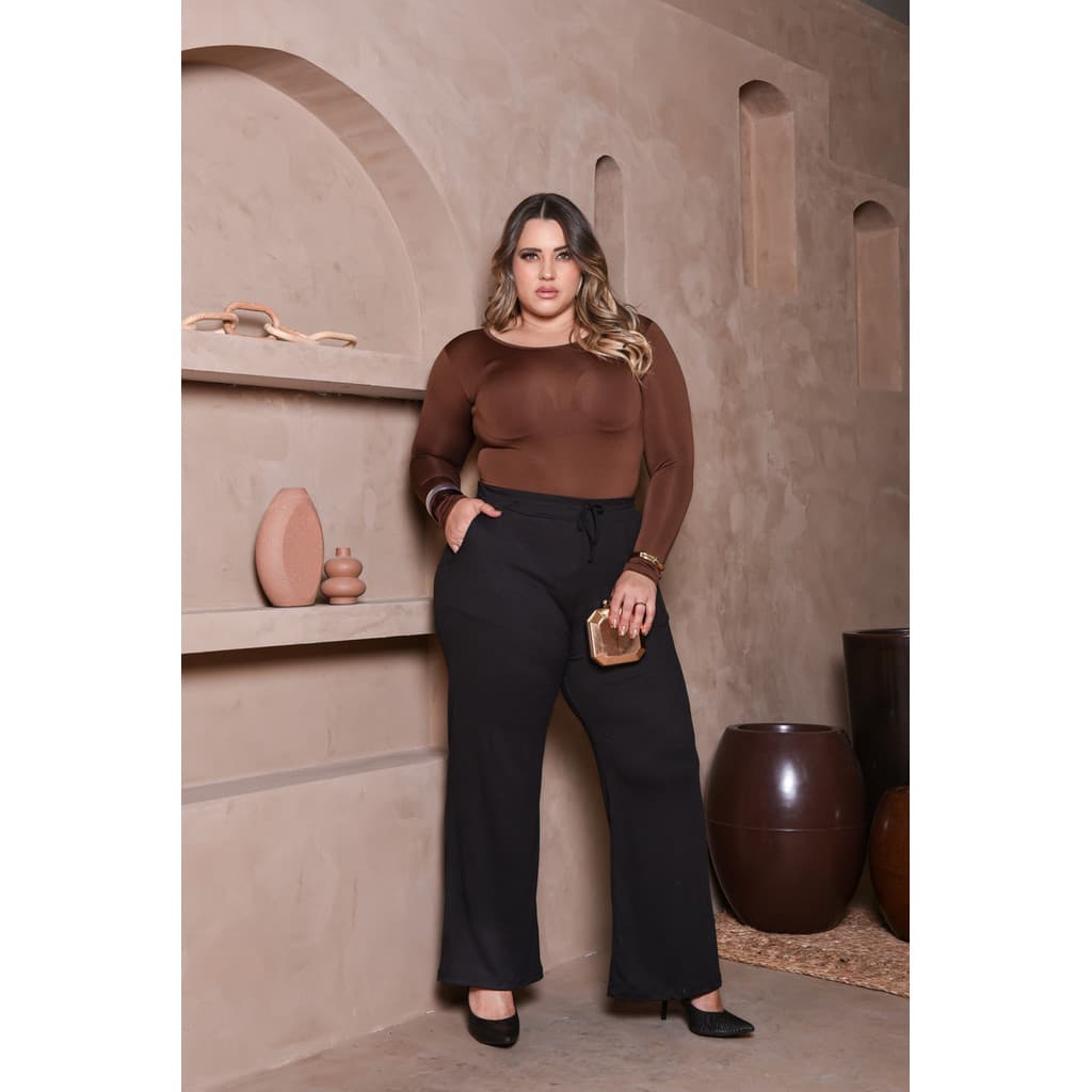 Calça Atemporal  Preta / Calça Atemporal  Marrom.