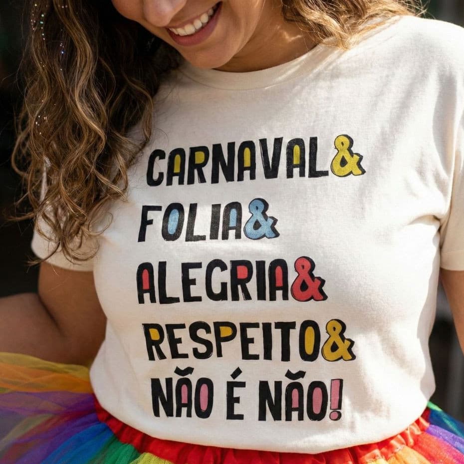 Camiseta FemininaT-shirt Carnaval Bloquinho Fantasia Algodão Premium Conforto Estampa DTF