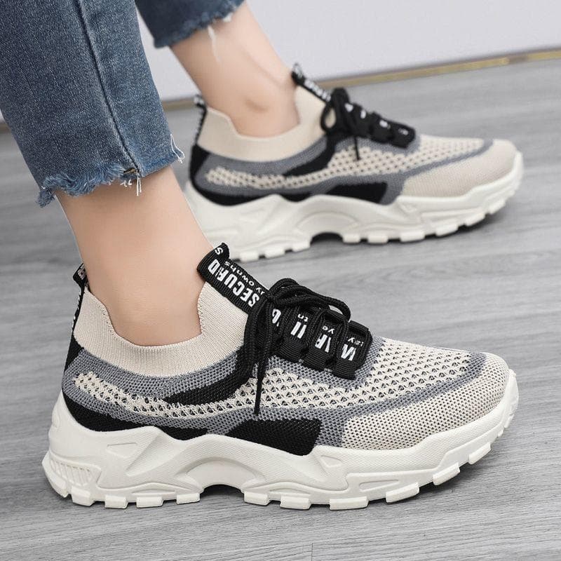 2024 novo estilo versão coreana Casual Ultra-leve sapatos femininos papai sapatos femininos voando tecido malha sapatos