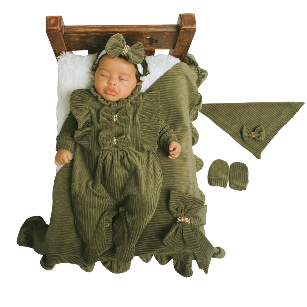 Kit Saída Maternidade Plush com Laços e Naninha