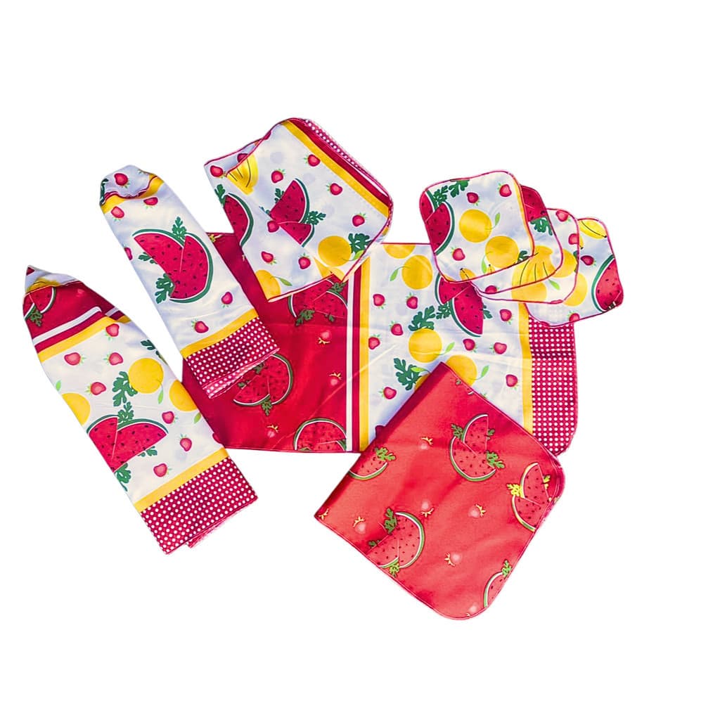 Kit de cozinha com 10 peças estampas variadas, incluindo capas e caminho de mesa, deixando sua cozinha muito mais bonita