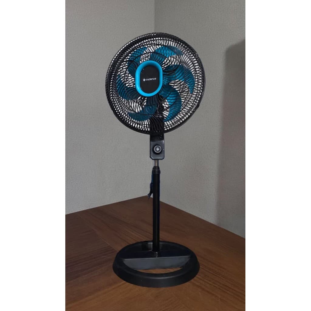 Ventilador Cadence Refresh Turbo Pro Coluna 40cm VTR830 USADO