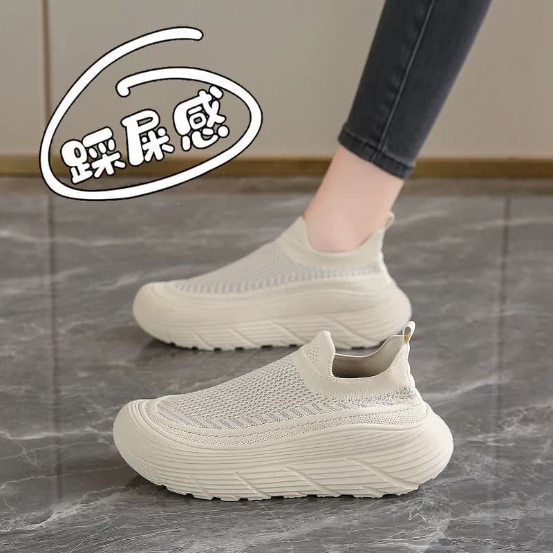 Tênis de tecido voador feminino inverno 2025 novo estilo resistente ao desgaste com sola macia sensação de passo de merd