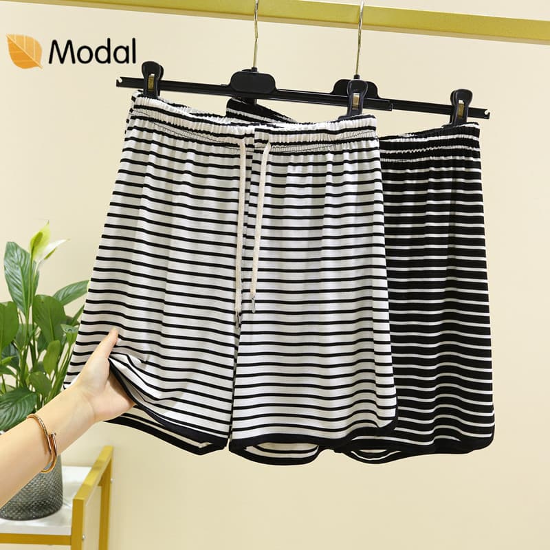 Modal preto branco listrado Shorts feminino verão fino calças casuais exterior Wear tamanho grande calças esportivas sol