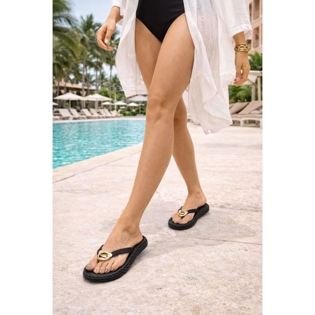 Chinelo Feminino Marrocos Trançado Detalhe Dourado Macio Praia