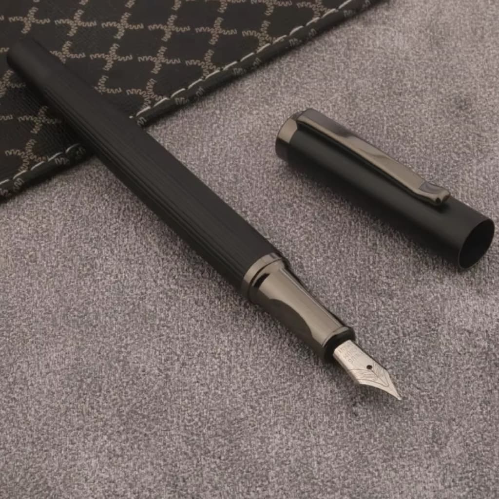 CANETA TINTEIRO EXECUTIVA PRETA LUXO 0,5MM PONTA FINA GN2708