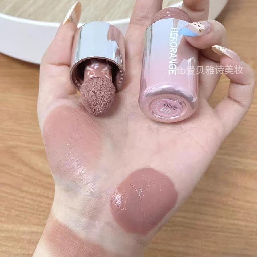 Herorange líquido Blush creme líquido lama 2025 novo estilo de venda quente brilho de água brilho psiquiatra cor fofa re