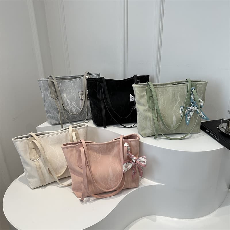 Bolsa de grande capacidade feminina 2025 novo estilo High-End sentimento estudantes universitários classe bolsa de ombro