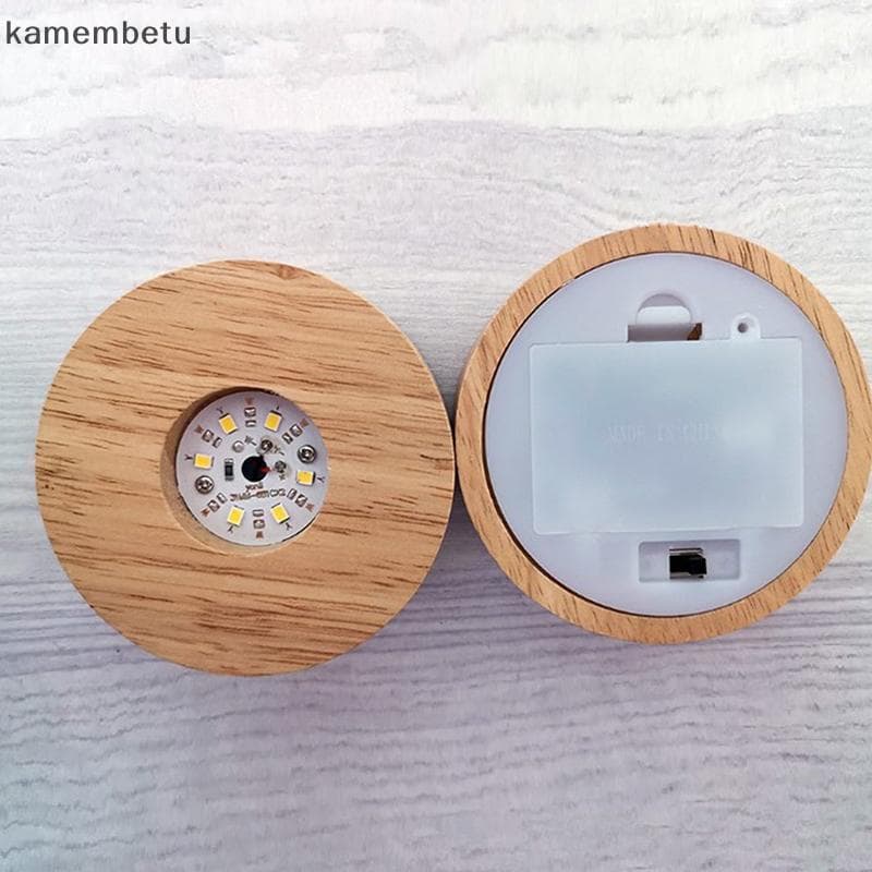 Kame 8cm Redondo De Madeira LED Luz Dispaly Base Suporte 3D Mesa Noite Lâmpada Cristal Vidro Resina Arte Ornamentos ka