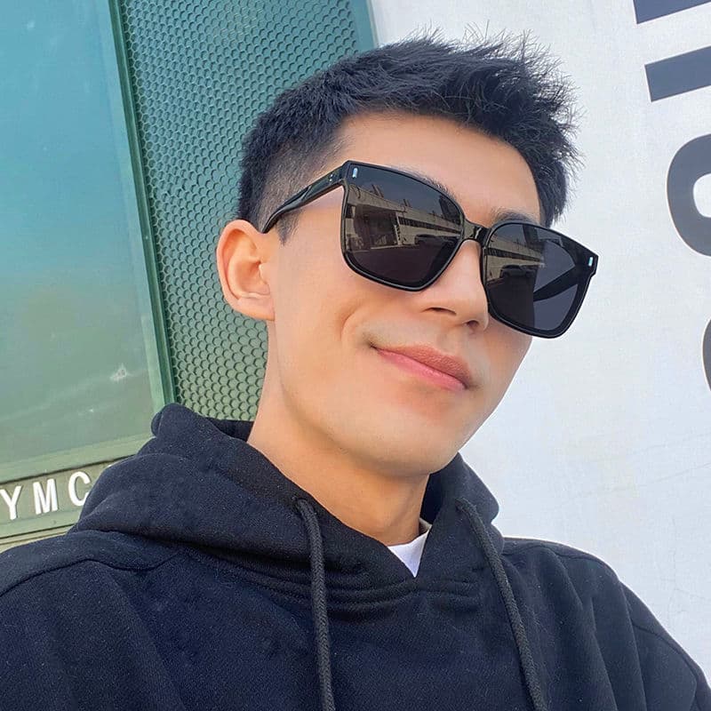 G GM óculos de sol masculino influenciador na moda 2021 novo estilo na moda óculos de sol masculino condução dedicado An