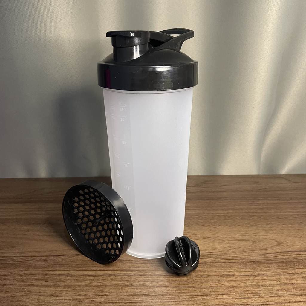 Coqueteleira Garrafinha Academia 750ml Transparente com Peneira e Esfera Misturadora