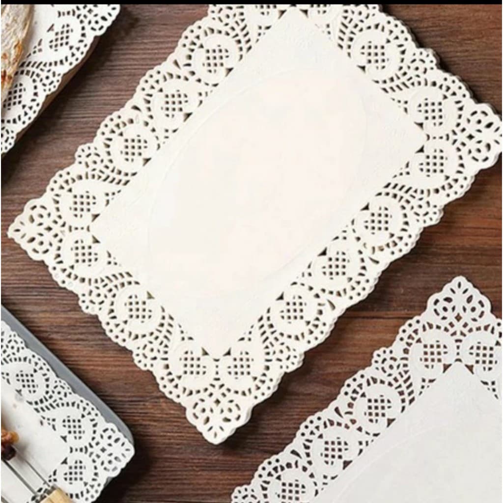 Kit 300/600 Toalhas Rendada Retangular de Papel Descartável Convite Decoração 25x35
