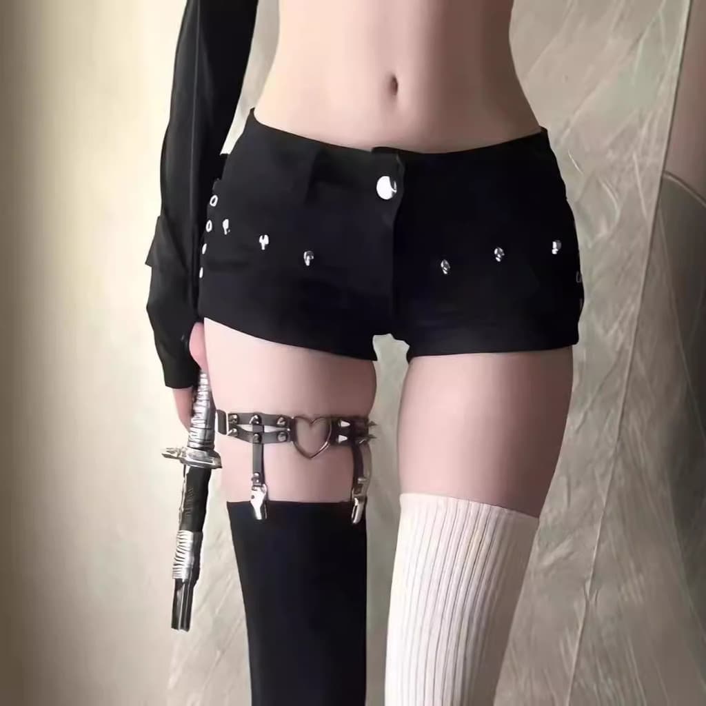 Influenciador quente menina rebites Denim Super Shorts feminino verão novo estilo em linha reta cintura alta elástico Se