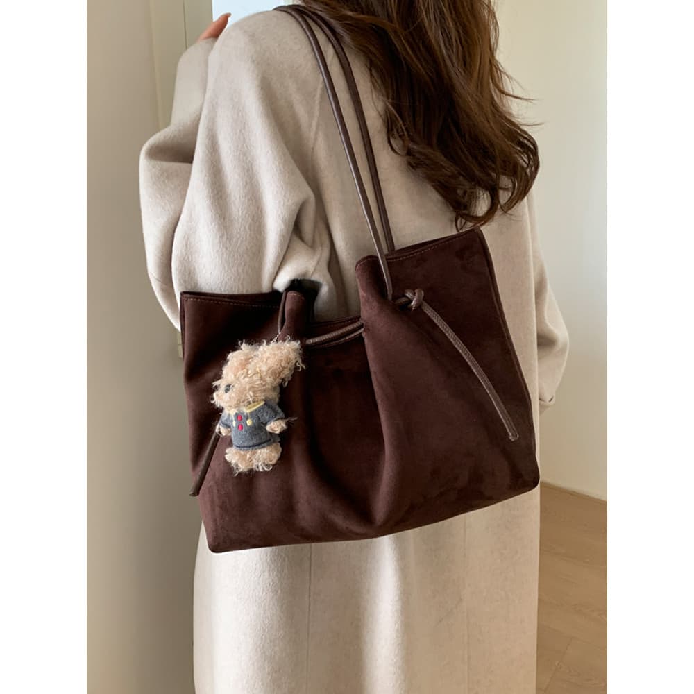 Grande capacidade sacola feminina 2025 novo estilo outono inverno Retro camurça bolsa de ombro All-Match Commuter saco