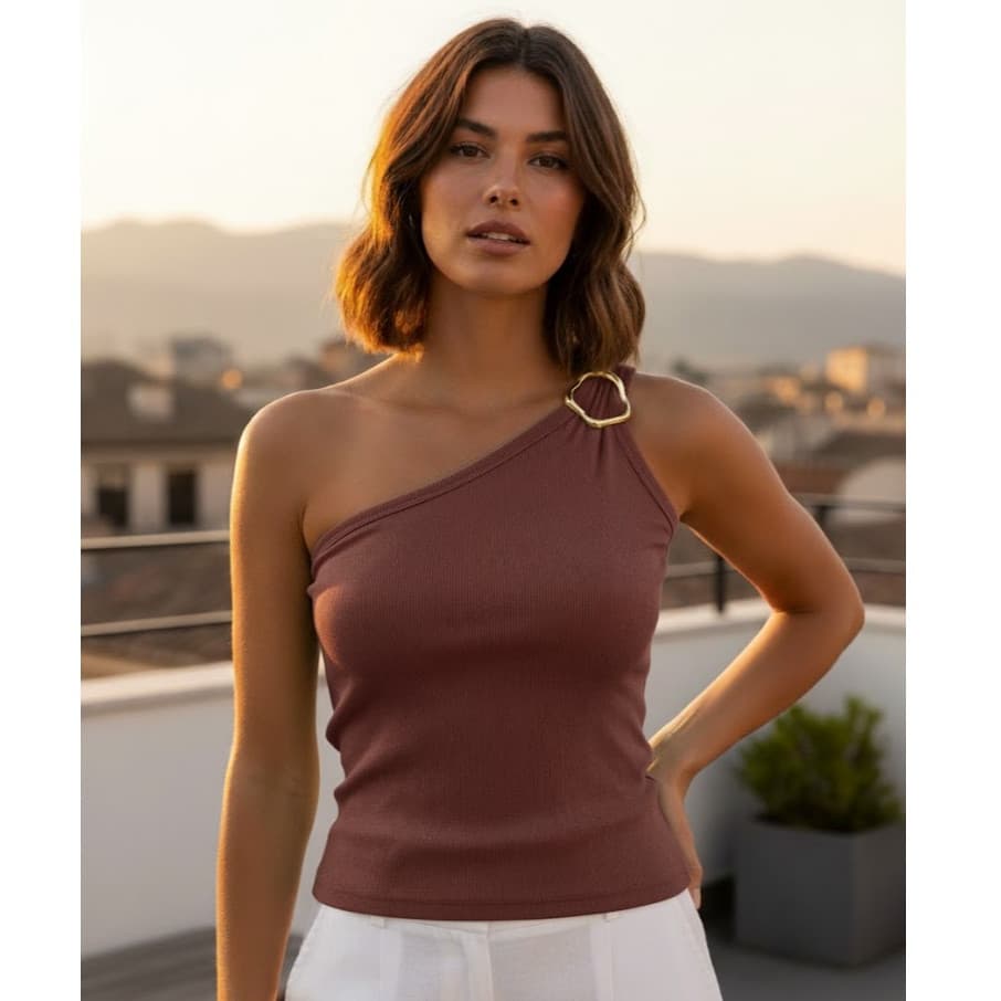 Blusa Ombro Único Canelada com Fivela Orgânica Elegante Moda Verão