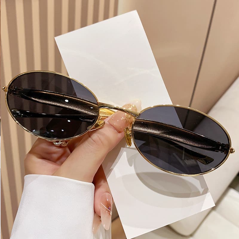 Óculos de sol personalizados estilo europeu estilo americano, Design pequeno, a moldura é feita de Material metálico