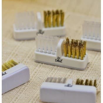 Escovinha De Aço Para Limpeza Brocas Pinceis Brush Unhas D&z