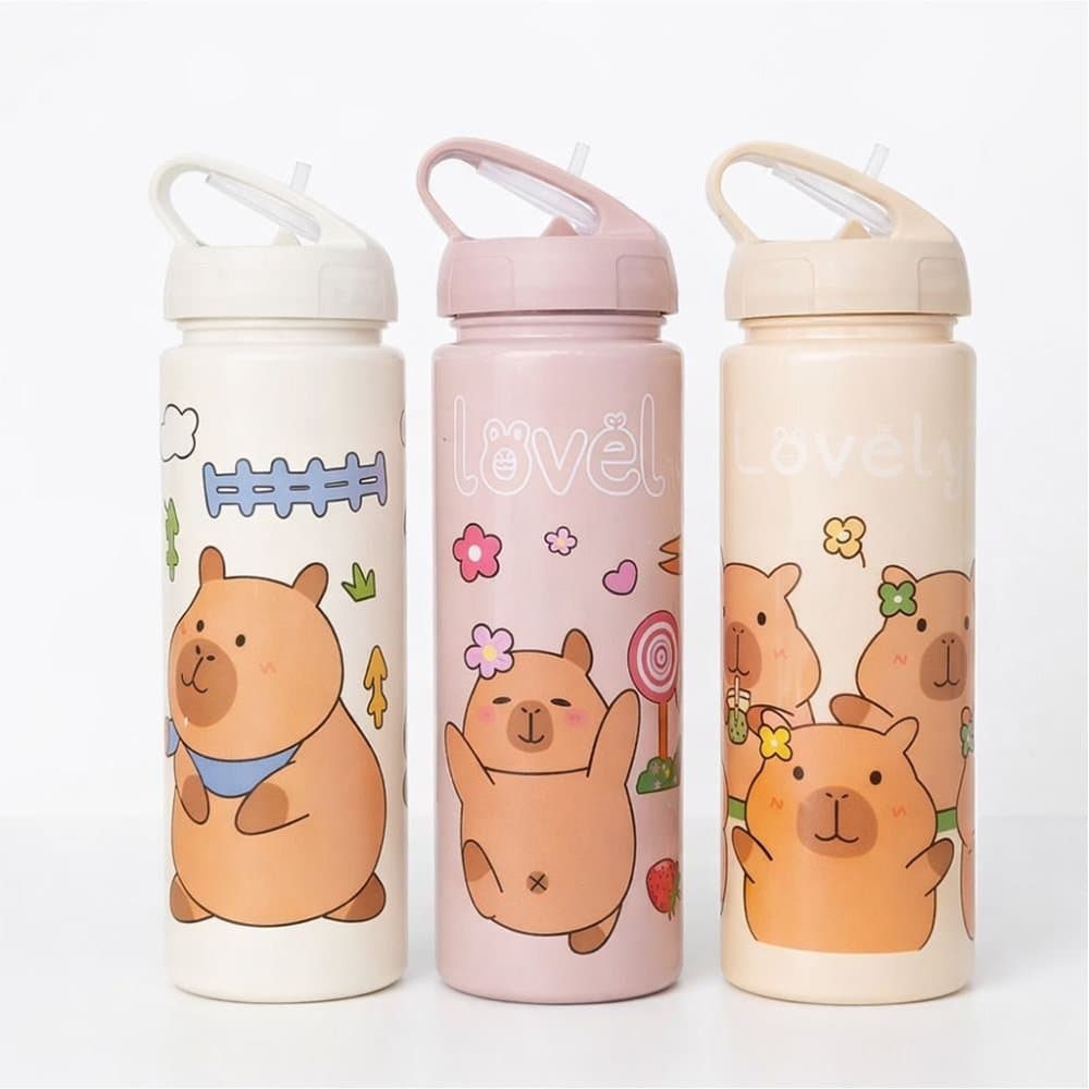 Garrafa Plástica 700ml Capivara Com Canudo e Alça 24cm x 7cm